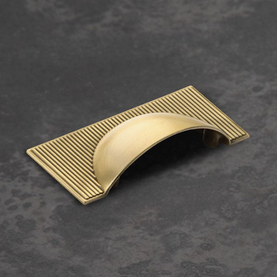 Momo Handles Barrington Cup Pull Matt Brass