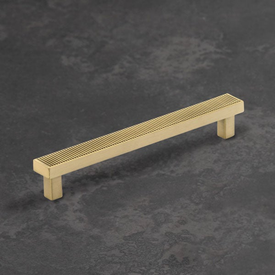 Momo Handles Barrington Bar Handle Matt Brass