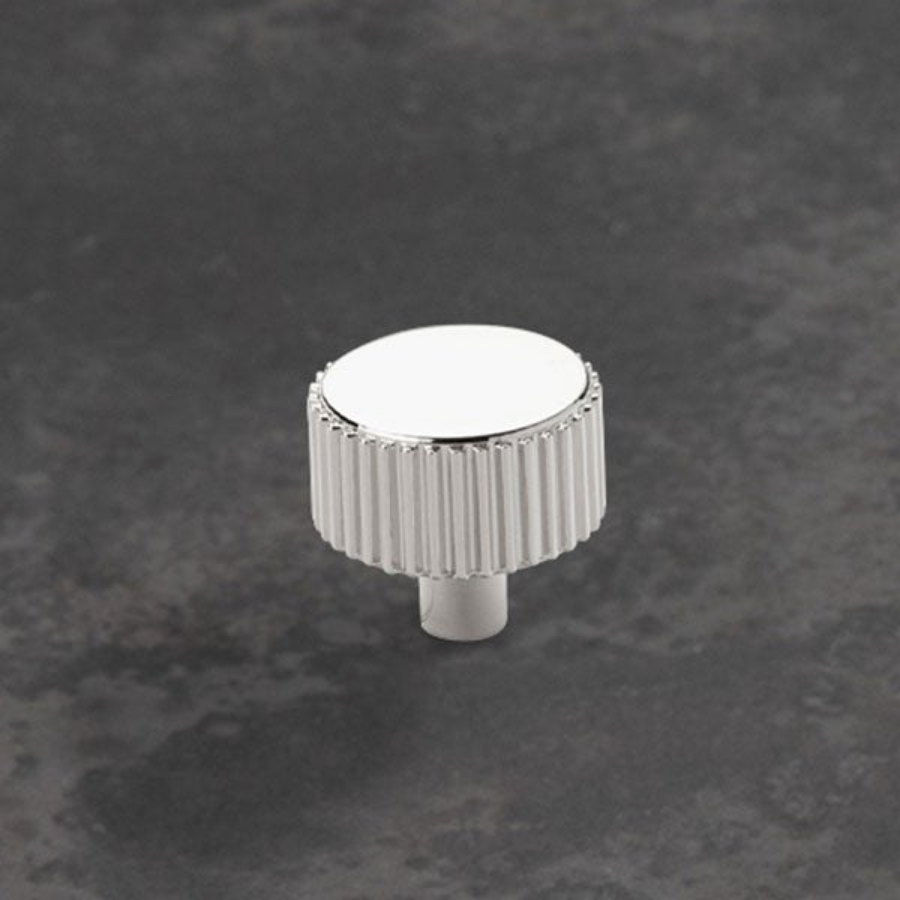 Momo Handles Barrington Knob Polished Nickel