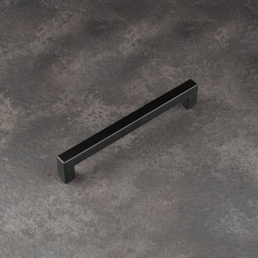 Momo Handles Liberty Bar Handle Matt Black