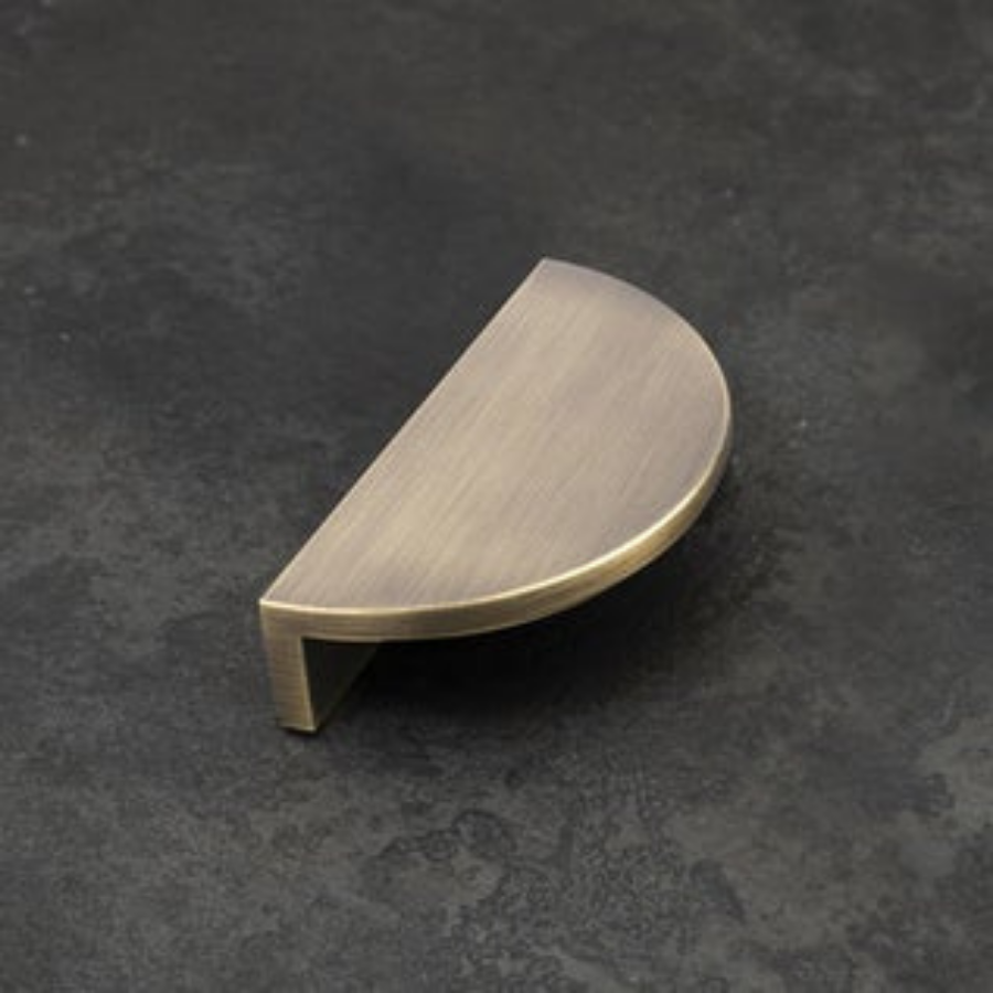 Momo Handles Barrington Eclipse Plain Dark Brushed Brass