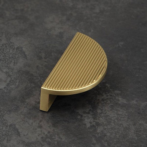Momo Handles Barrington Eclipse Ribbed Matt Brass