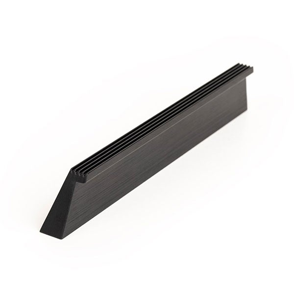 Momo Handles Rail D Handle Brushed Black