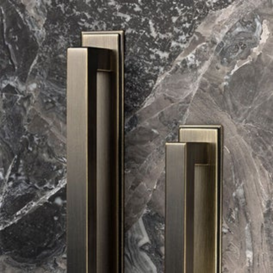 Momo Handles Liberty Bar Handle Dark Brushed Brass