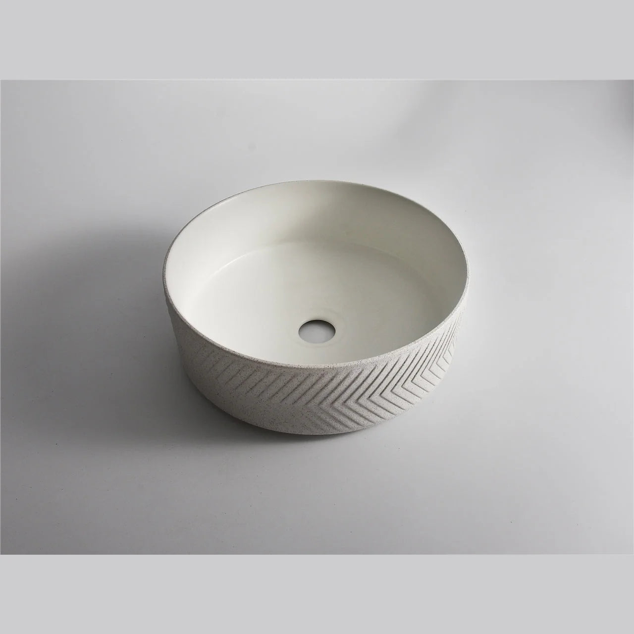 Claya above-counter ceramic basin - P-Arrow-36-TMW