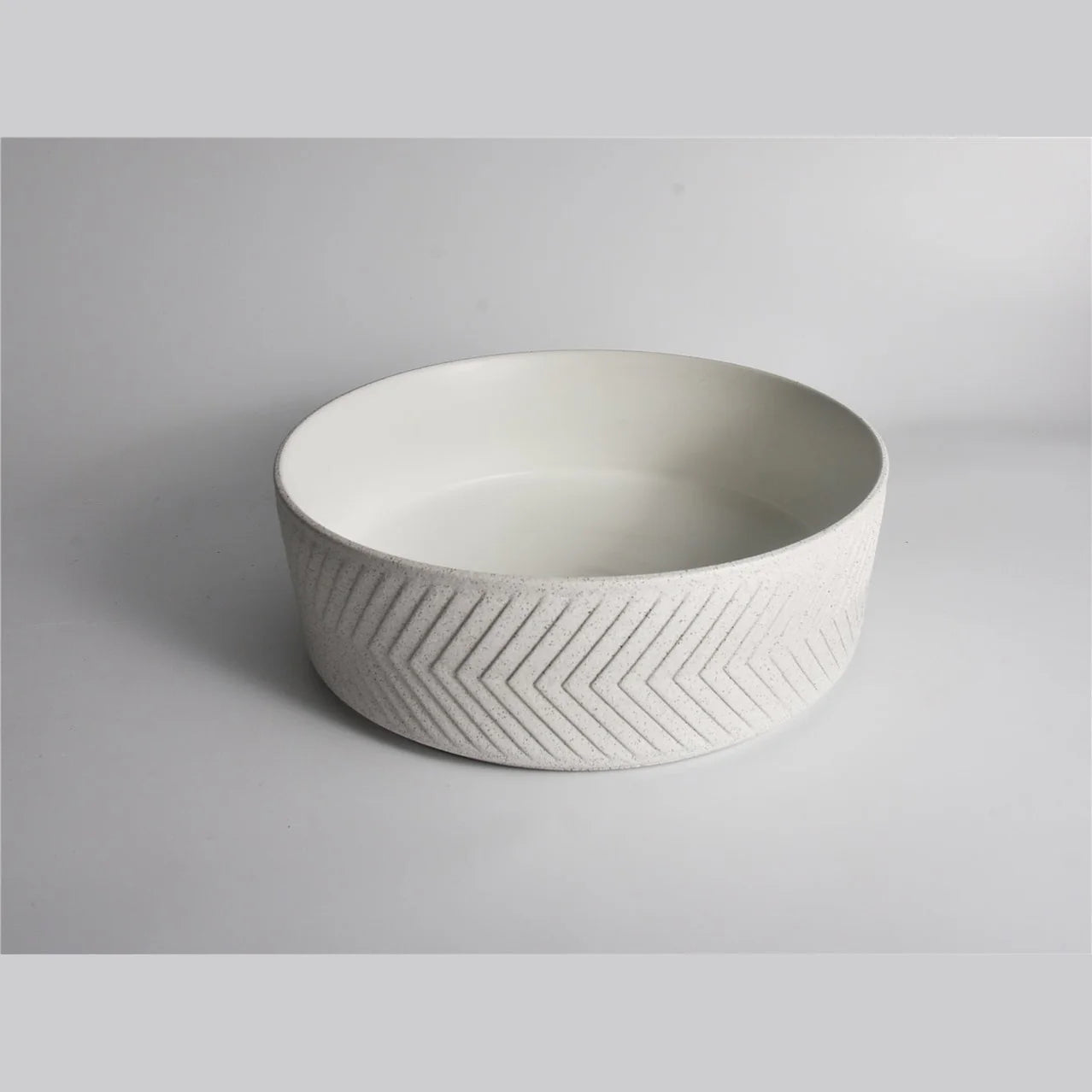 Claya above-counter ceramic basin - P-Arrow-36-TMW