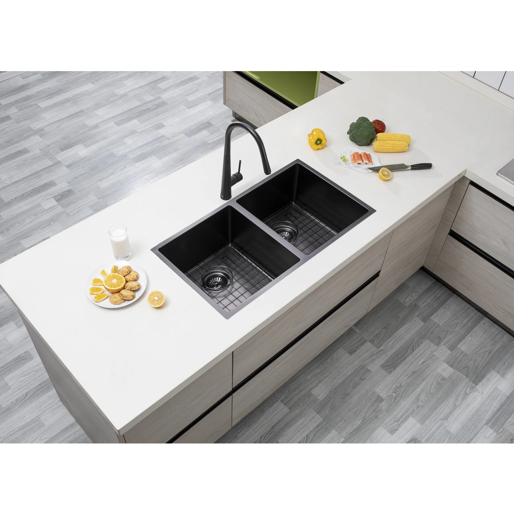 770*450*215mm Hand-made Double Bowl Kitchen Sink