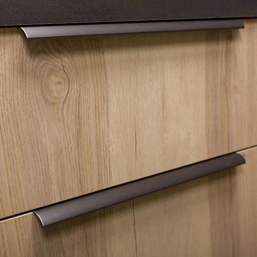 Momo Handles Ona Lip Pull Handle Brushed Grey